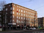 Ongeveer zelfde standpunt als de historische foto. Hier ziet men de verarming van het gebouw.
<br/>
Gert-Jan Lobbes, 2016